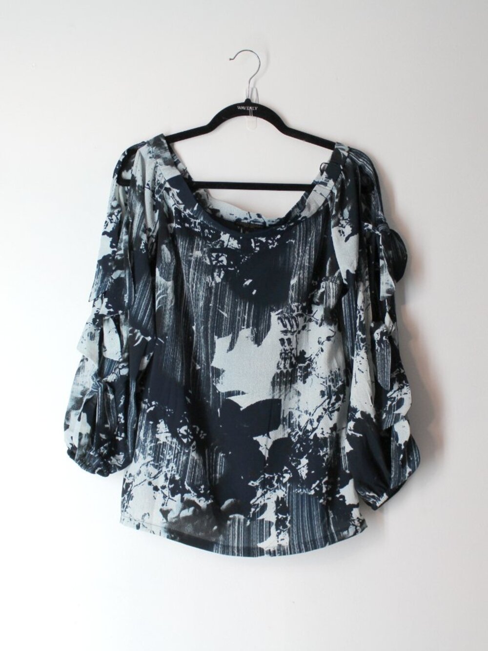Alberto Makali split sleeve with ties abstract off the shoulders blouse top M
